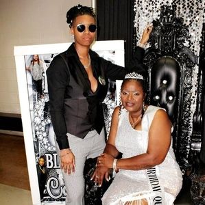 Meet your Posher, Dani